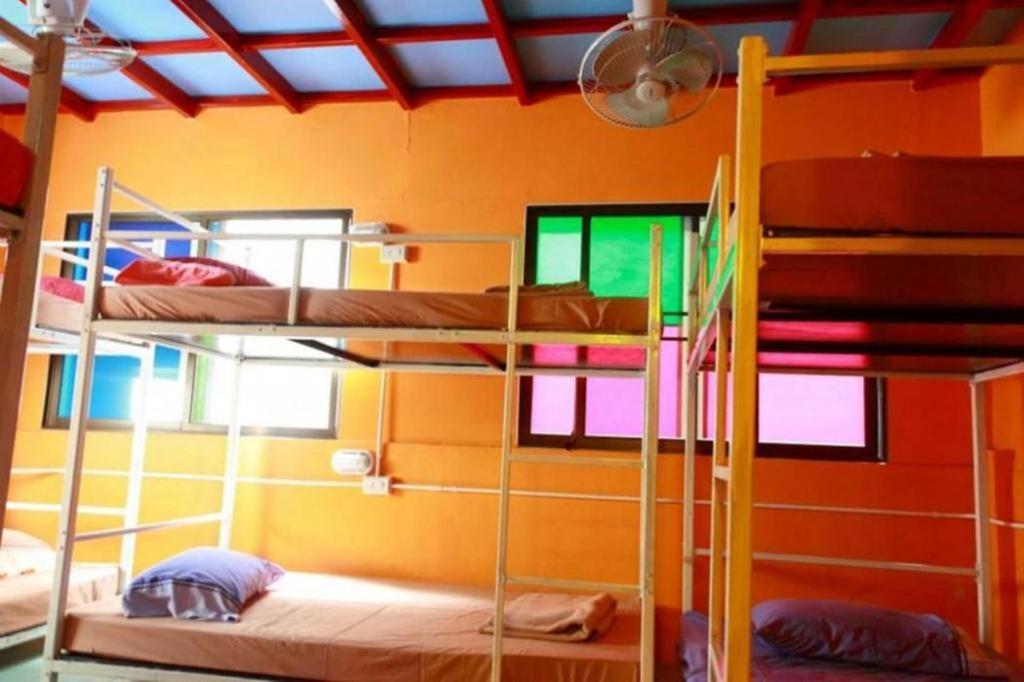 Auberge de jeunesse Oyo 586 I Phuket